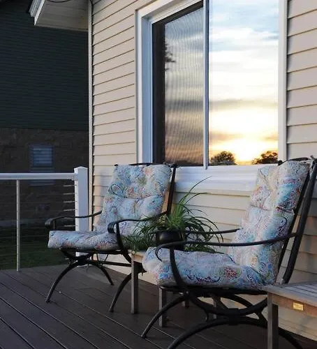 Сasa de vacaciones Eclectic Riverside 3 Season Large Deck