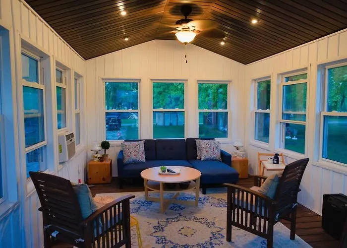 Eclectic Riverside 3 Season Large Deck Moline