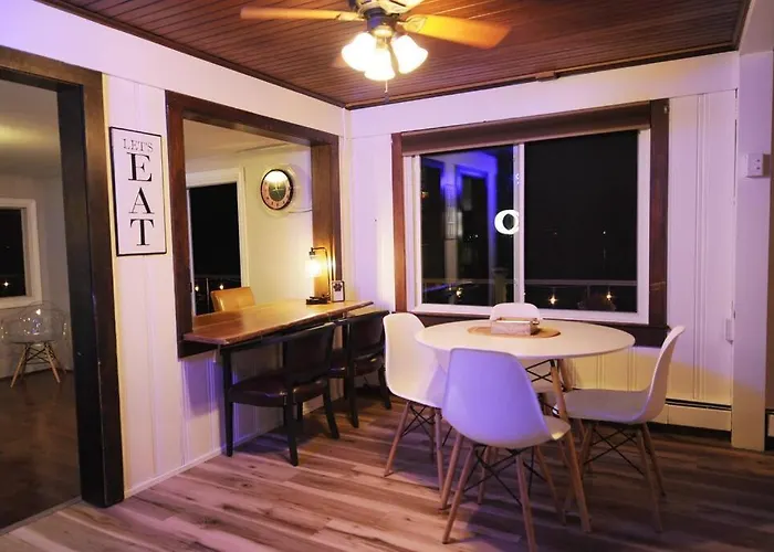 Eclectic Riverside 3 Season Large Deck *