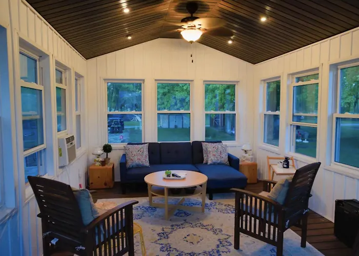 Eclectic Riverside 3 Season Large Deck *